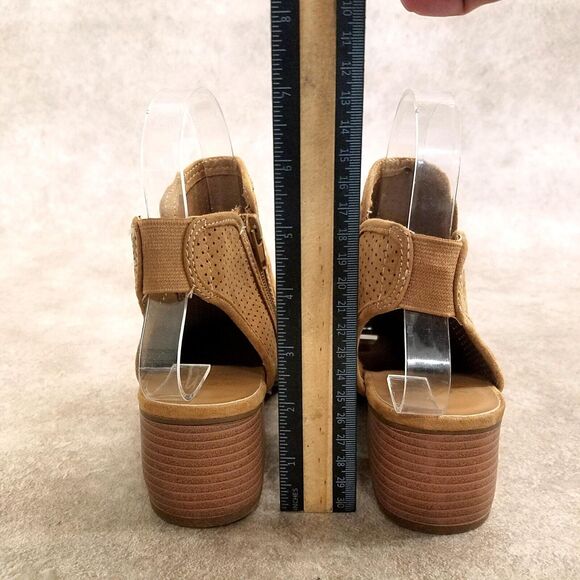 Justice Womens   Size 5 Tan  Perforated Block Heel Ankle Boot Back Cut Booties - Picture 5 of 11